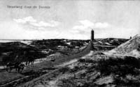 Straatweg door de duinen